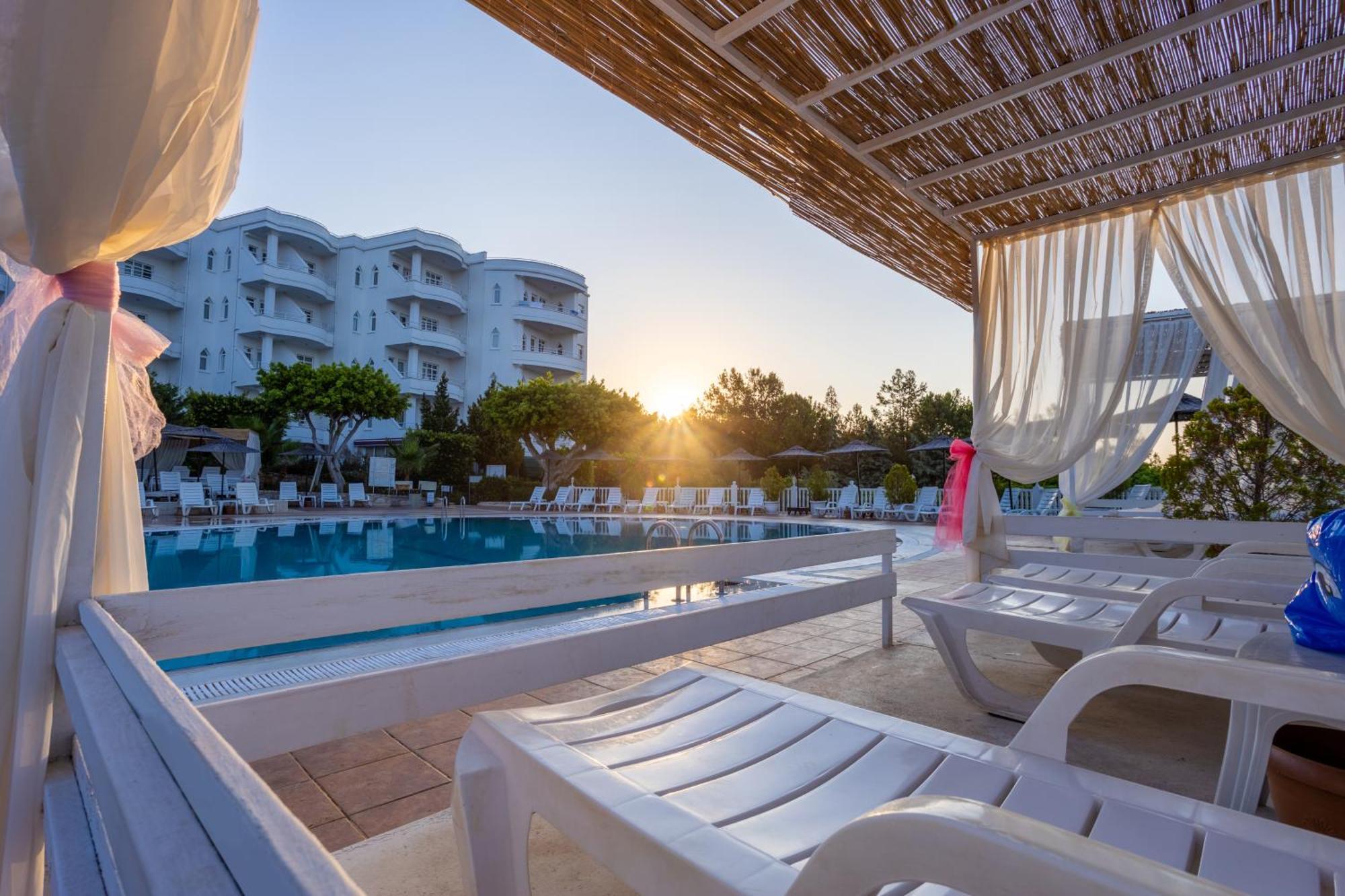 Olbios Marina Resort Hotel Kumkuyu Εξωτερικό φωτογραφία